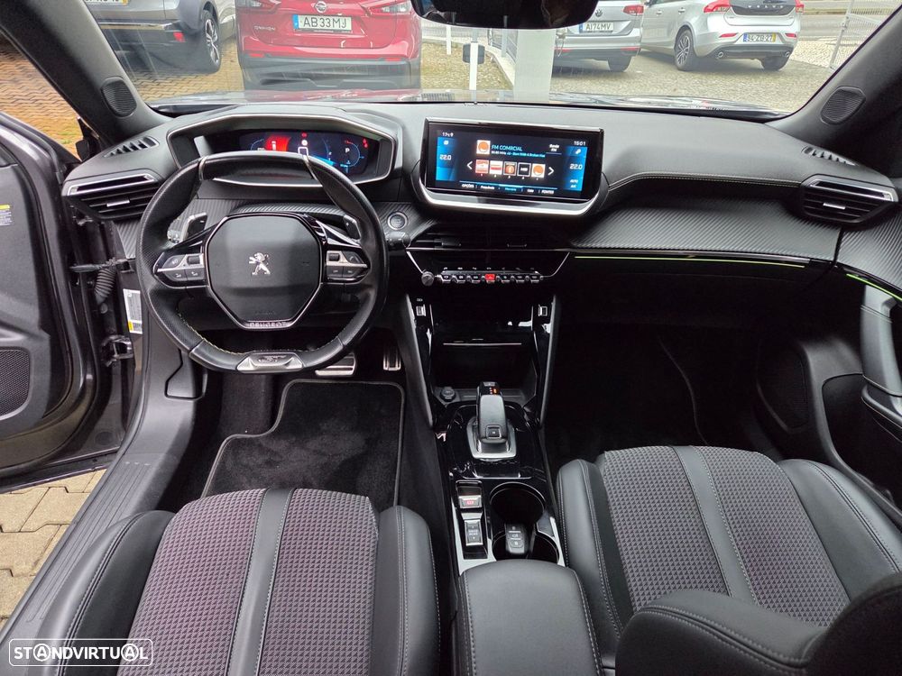 Peugeot 2008 1.5 BlueHDi GT EAT8 - 12