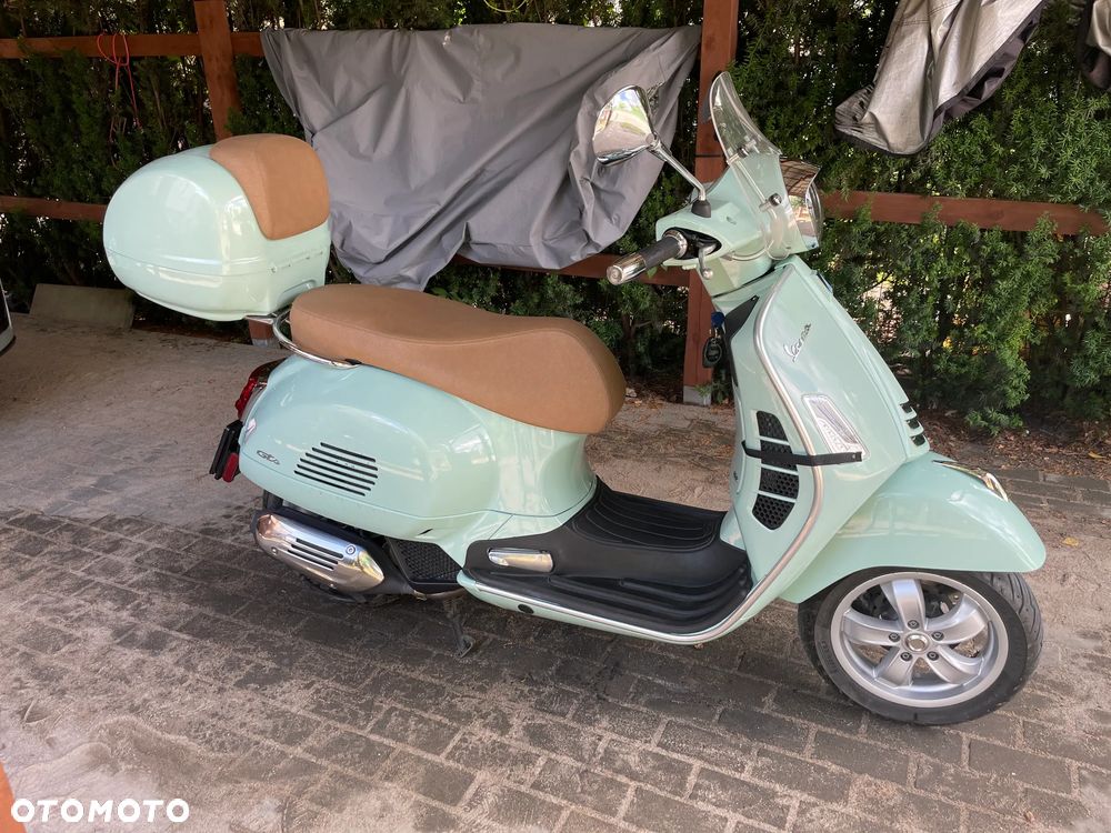 Vespa GTS - 18