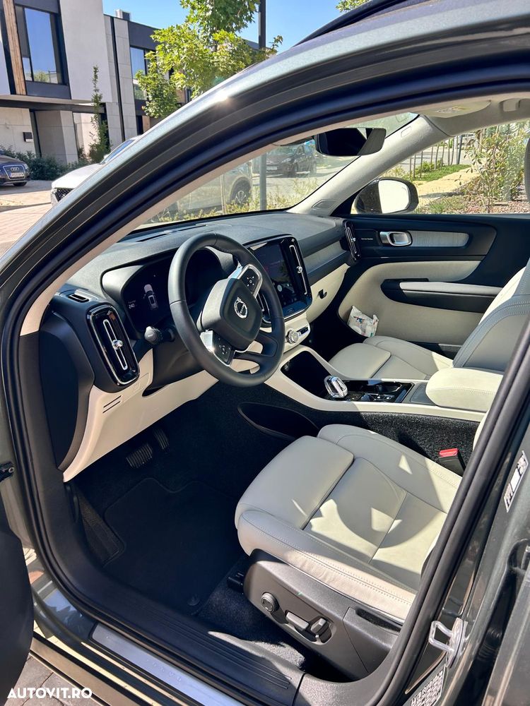 VOLVO XC40 2025 — imagine 12