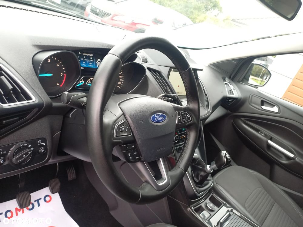 Ford Kuga 1.5 TDCi 2x4 Titanium - 21