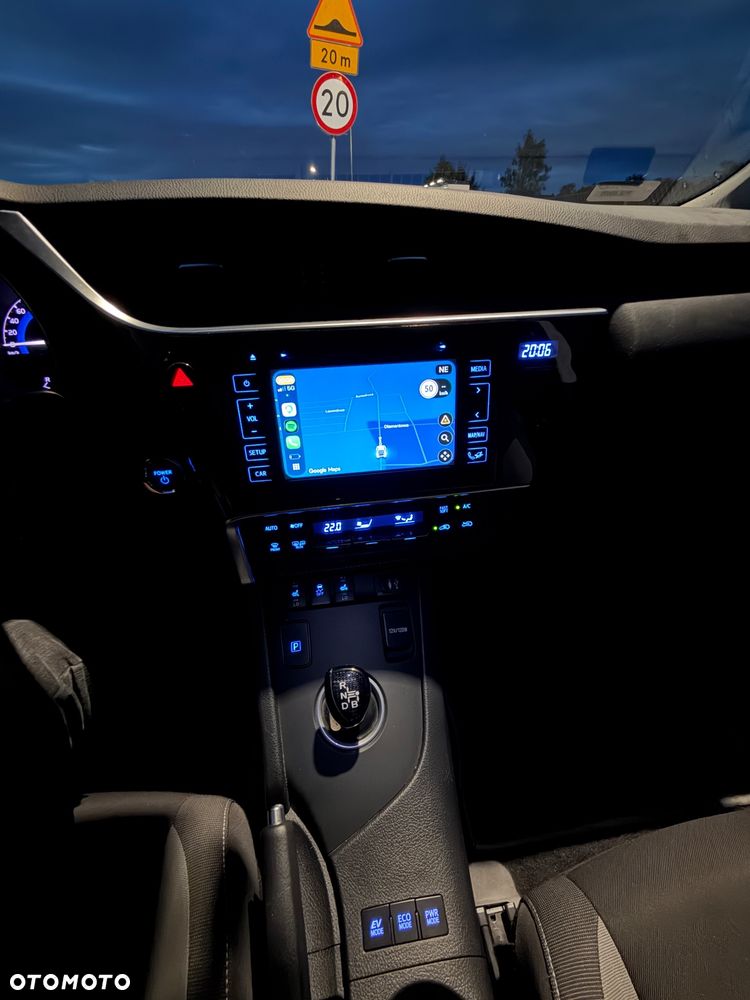 Toyota Auris - 8