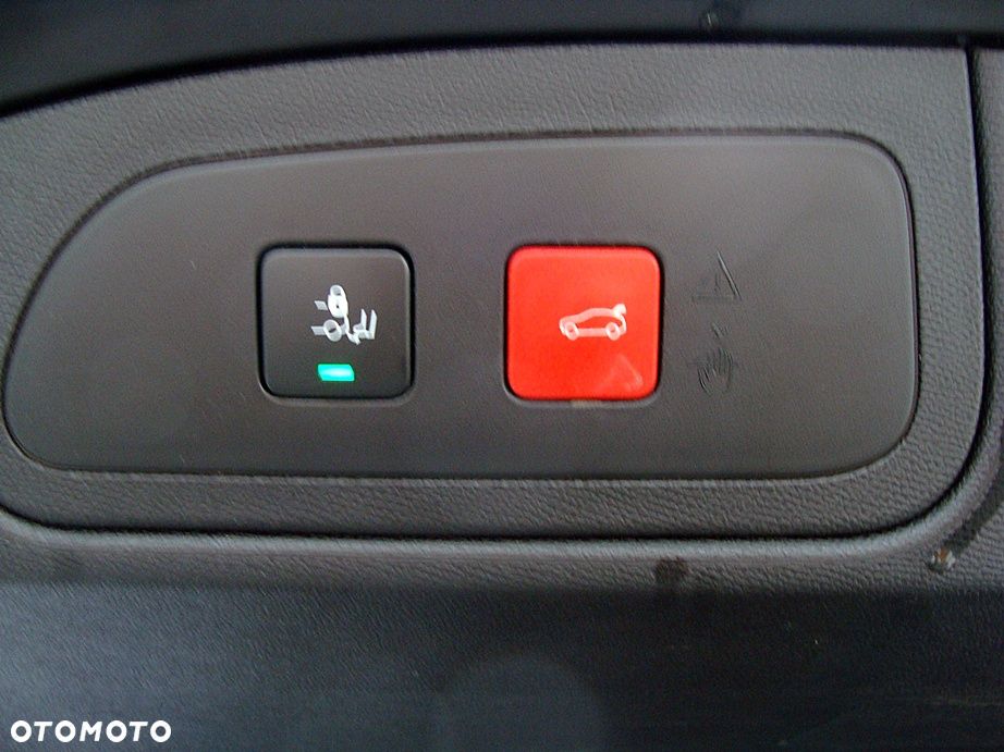 DS Automobiles DS 7 Crossback - 26