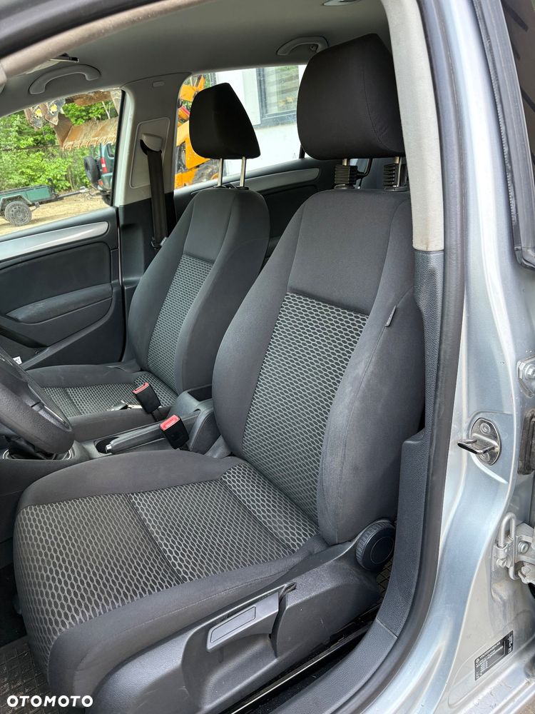 Volkswagen Golf 1.6 TDI BlueMot Comfortline - 12