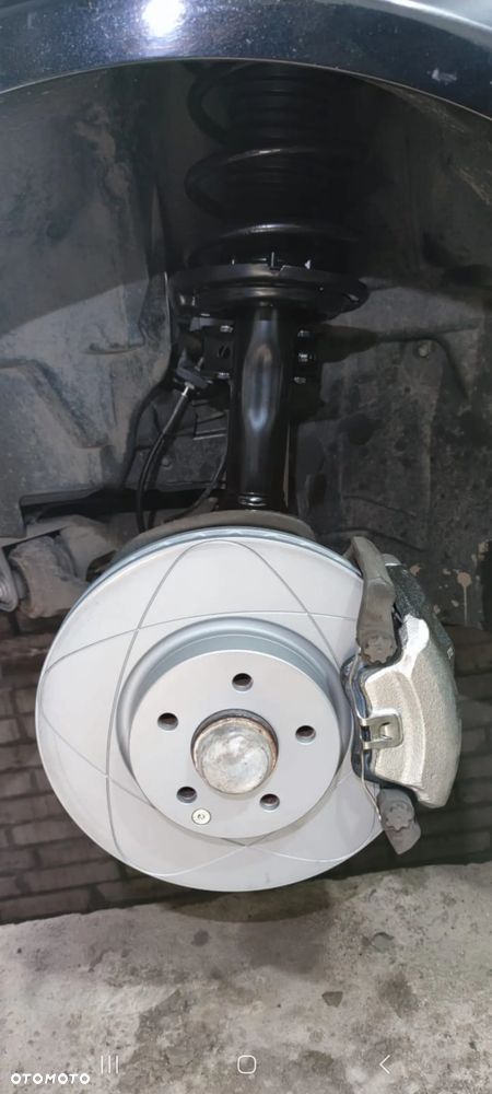 Mercedes-Benz Klasa E - 32