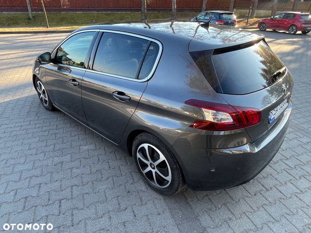 Peugeot 308 1.2 PureTech Allure S&S EAT6 - 22