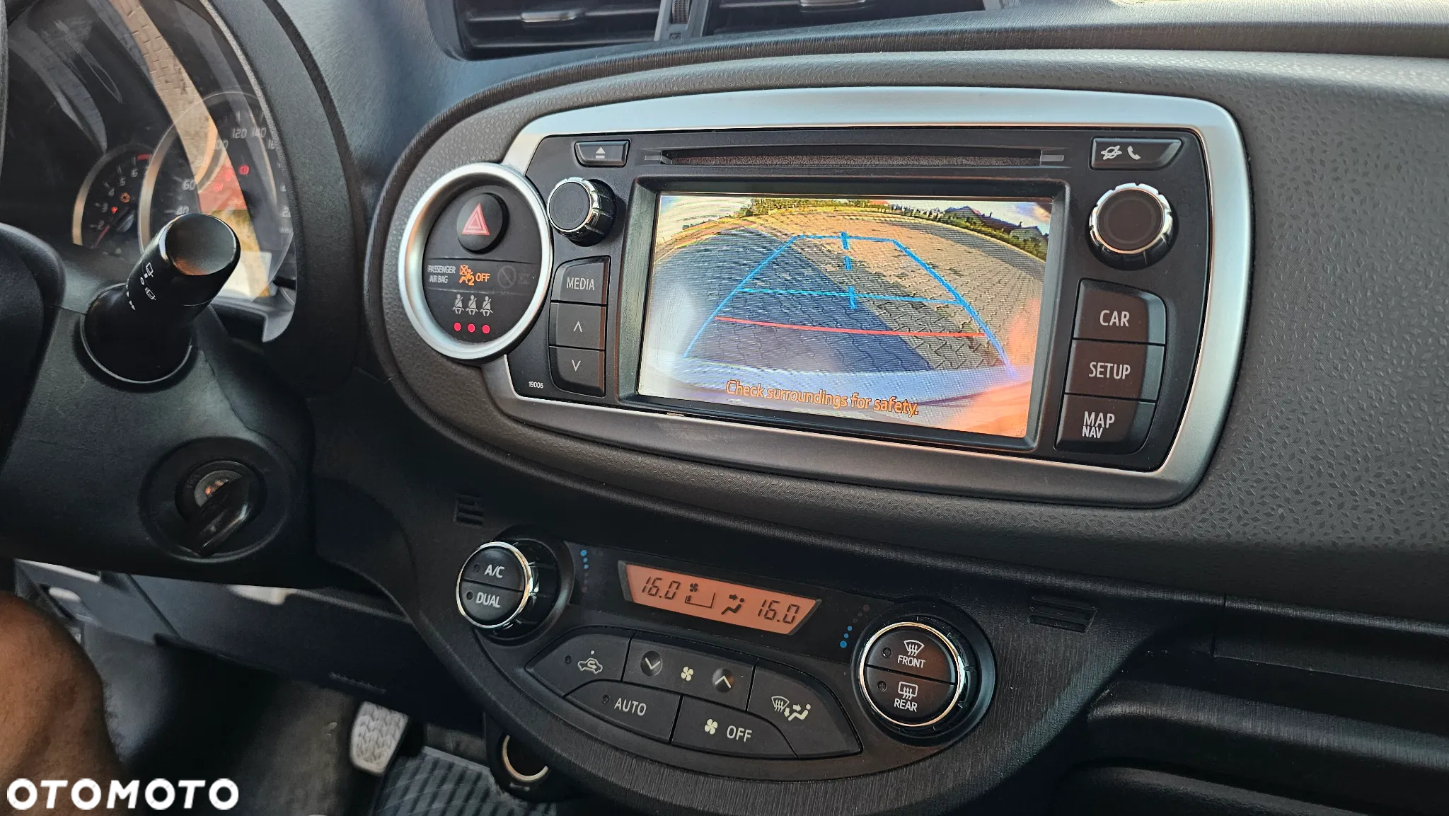 Toyota Yaris 1.33 Sol - 18