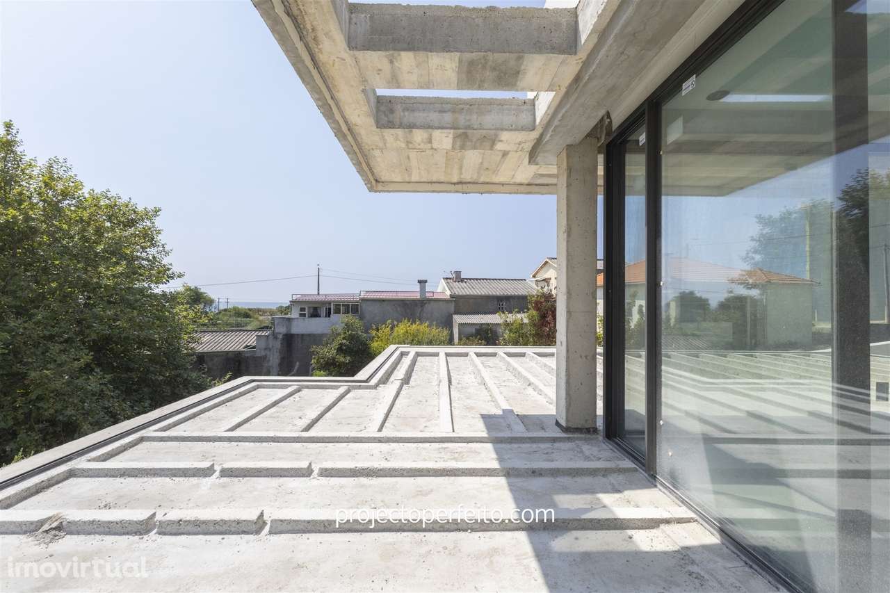 Moradia Isolada T3+1 Venda em São Félix da Marinha,Vila Nova de Gaia - Grande imagem: 3/33