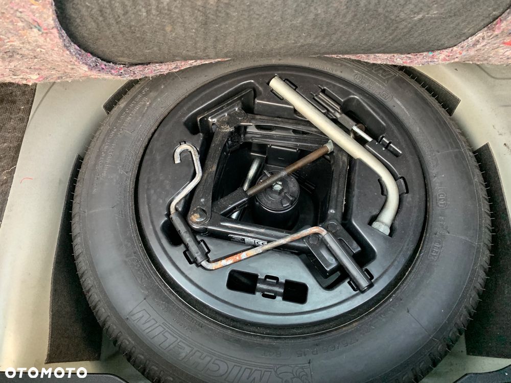 Fiat Punto 1.2 Easy Pakiet Easy Plus - 32