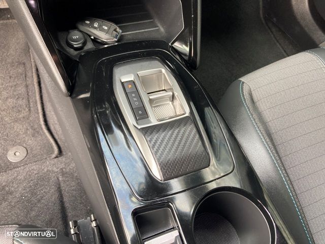 Peugeot e-2008 50 kWh Allure - 23