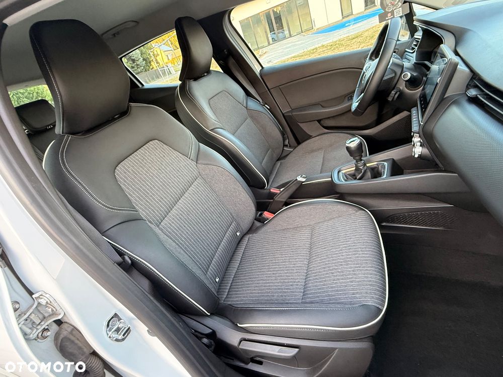 Renault Clio 1.0 TCe Intens - 19