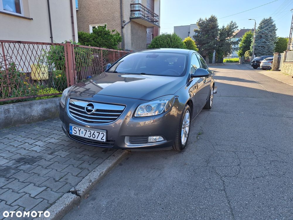 Opel Insignia 1.8 Elegance - 1