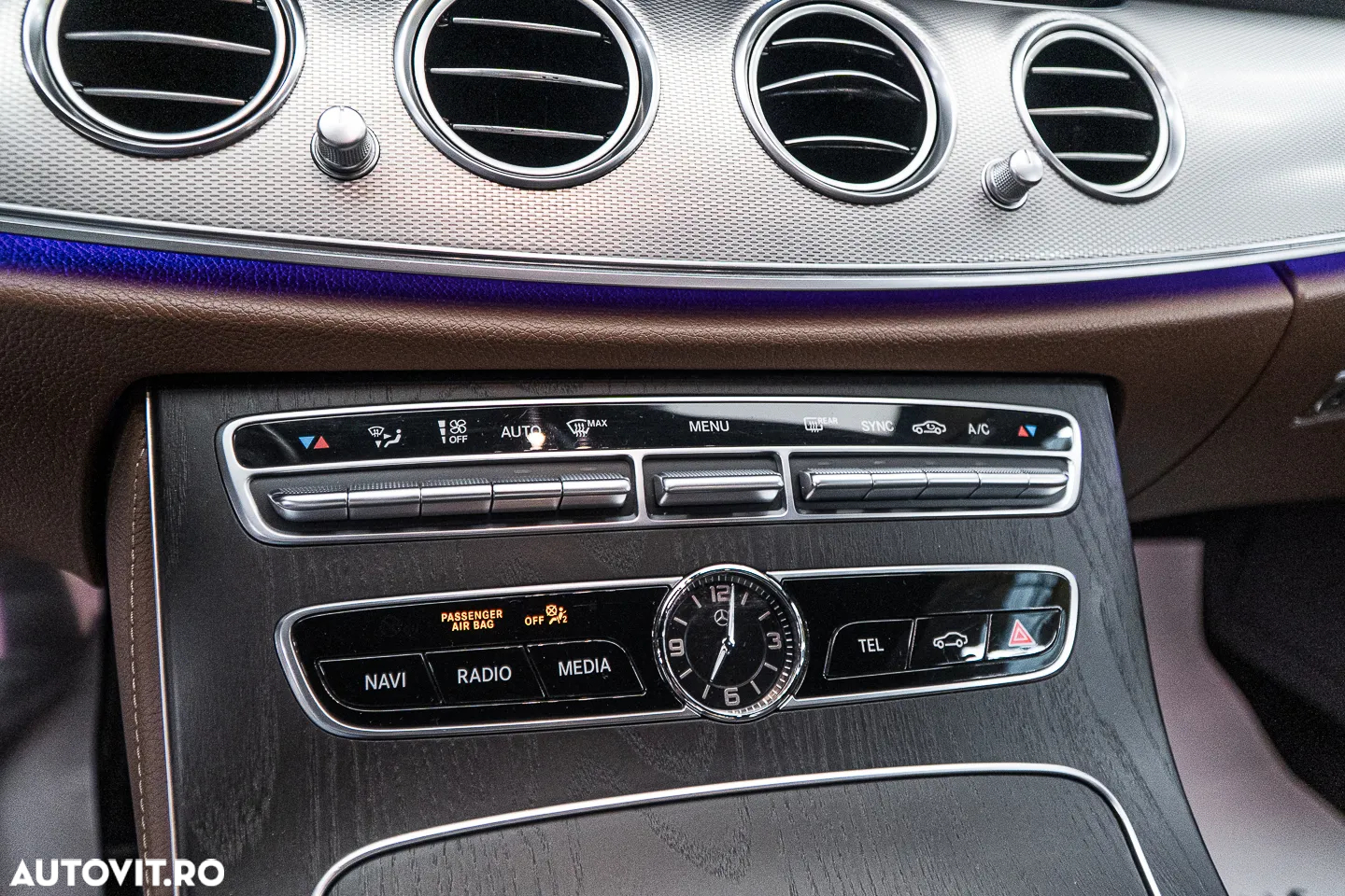 Mercedes-Benz E 200 d 9G-TRONIC Avantgarde - 11