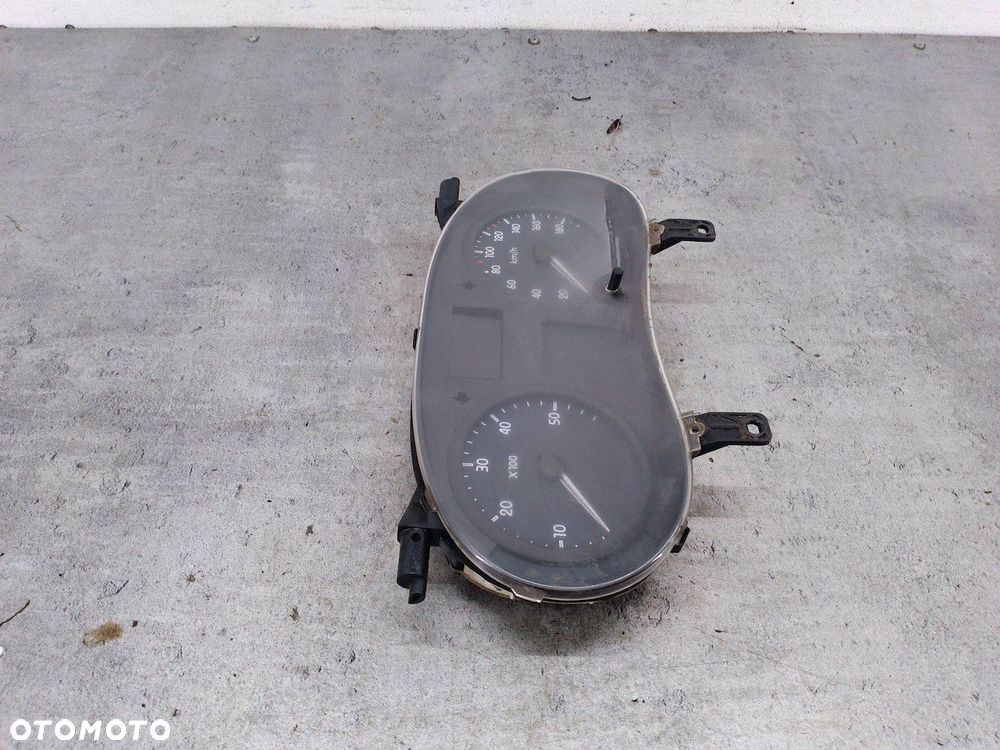 LICZNIK RENAULT MASTER II FL P8200359415-G 2.5 DCI 120KM - 4