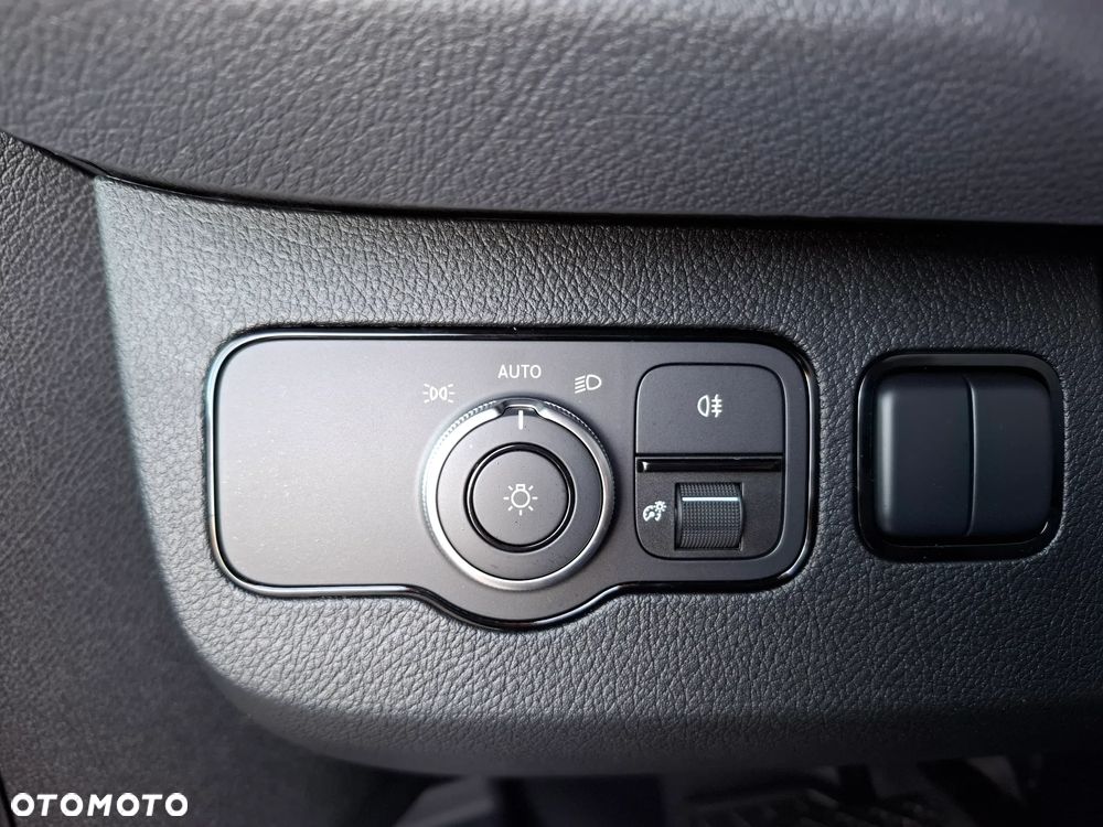 Mercedes-Benz Sprinter 319 CDI Podwozie PRO długie 4325 mm - 28