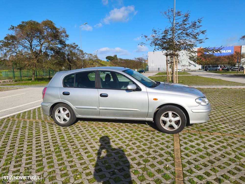 Nissan Almera 1.5 Luxury AC - 2