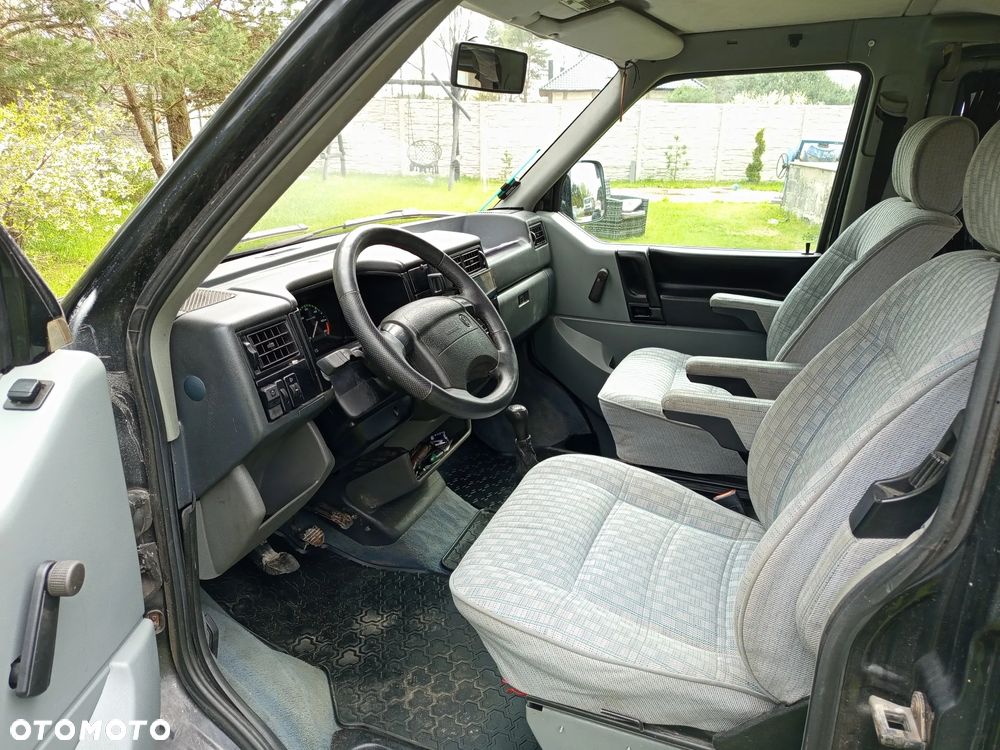 Volkswagen Transporter - 12