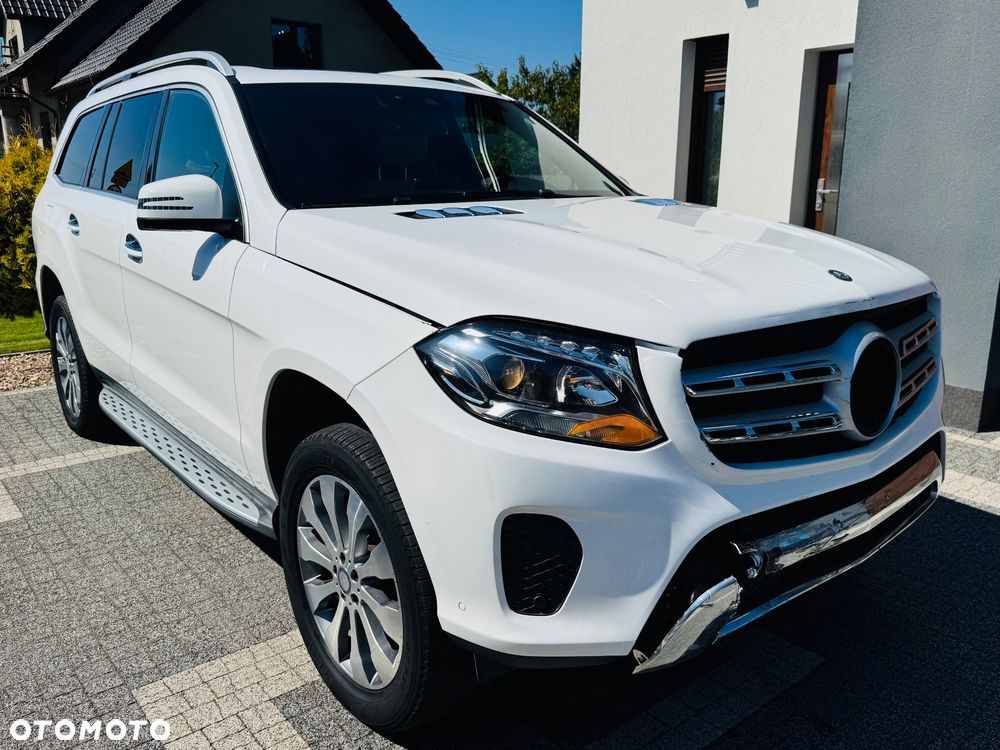 Mercedes-Benz GLS - 2