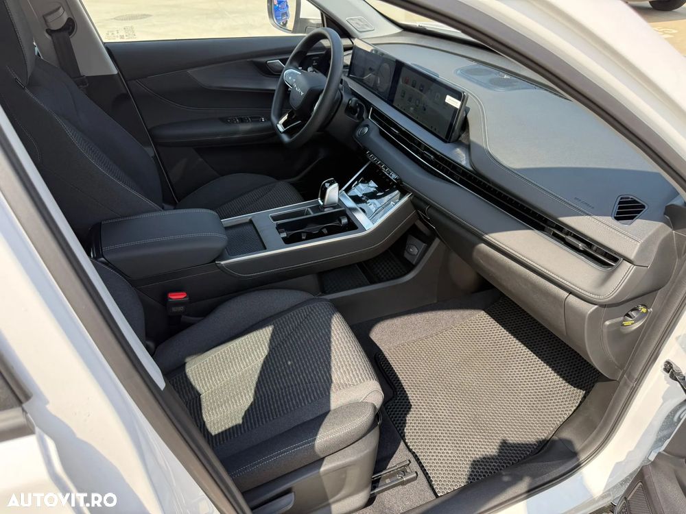 Chery Tiggo 4 1.5 TGDI DHT HEV Comfort - 33