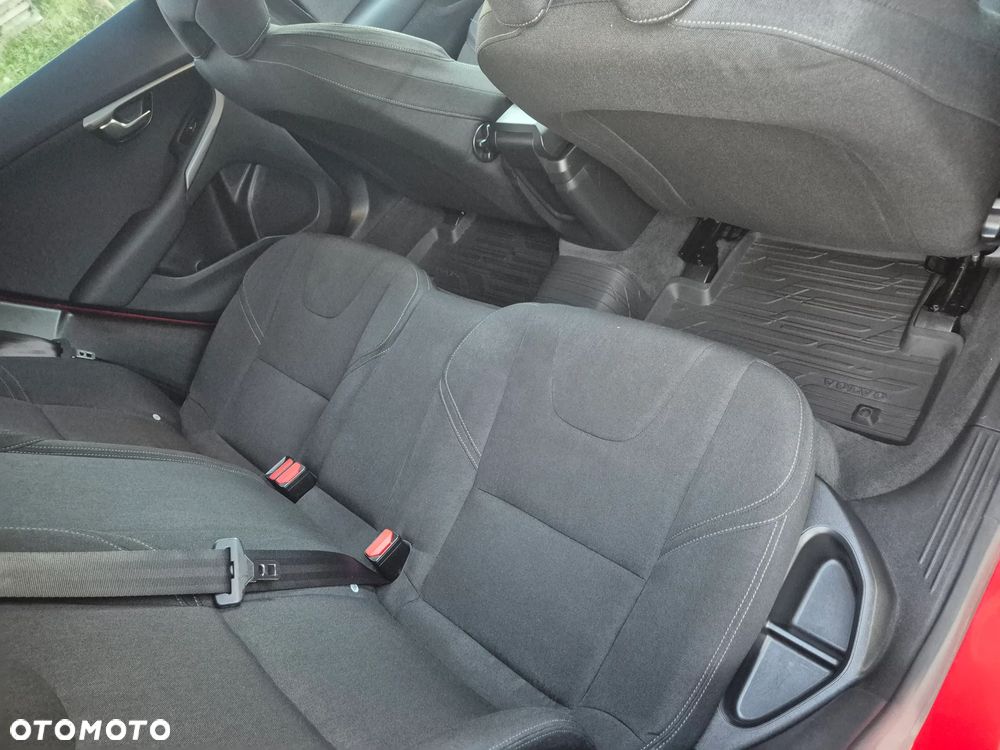 Volvo V40 - 14