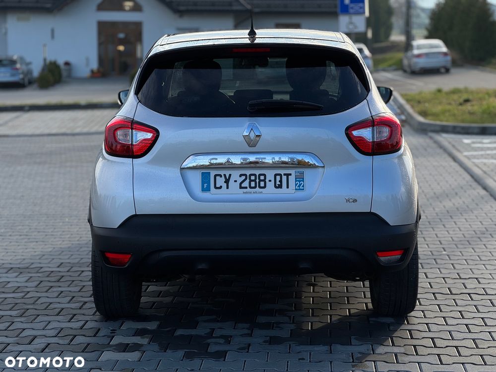 Renault Captur - 36