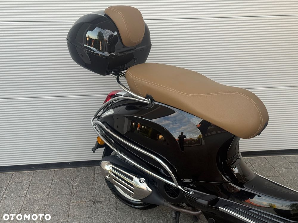Vespa Primavera - 4
