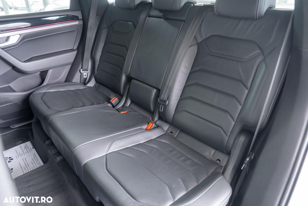 Volkswagen Touareg 3.0 V6 TDI 4Motion DPF Automatik R-Line - 23