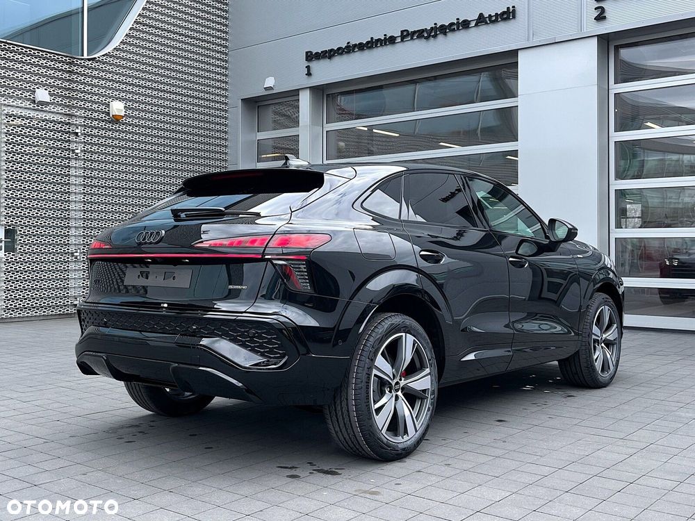 Audi Q3 Sportback - 7