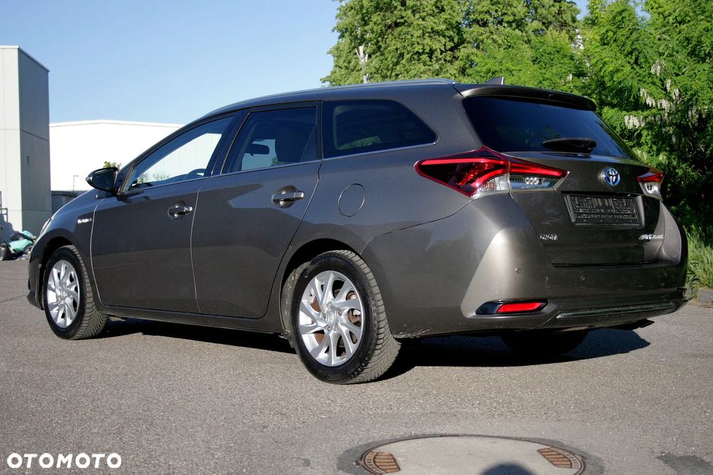 Toyota Auris - 7