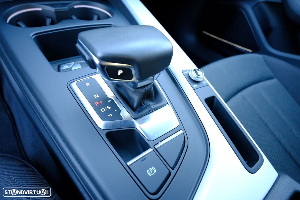 Audi A4 Avant 40 TDI Advanced S tronic - 18