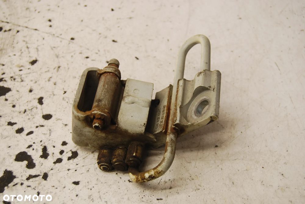 ZAWIAS DRZWI PRAWY PRZÓD PRZEDNI 1T0831412C VW TOURAN I 03-10 1T0831412A 1T0831411A - 12