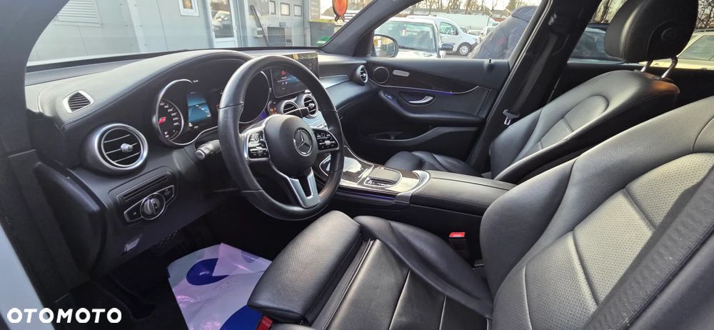 Mercedes-Benz GLC 220 d 4Matic 9G-TRONIC AMG Line - 31