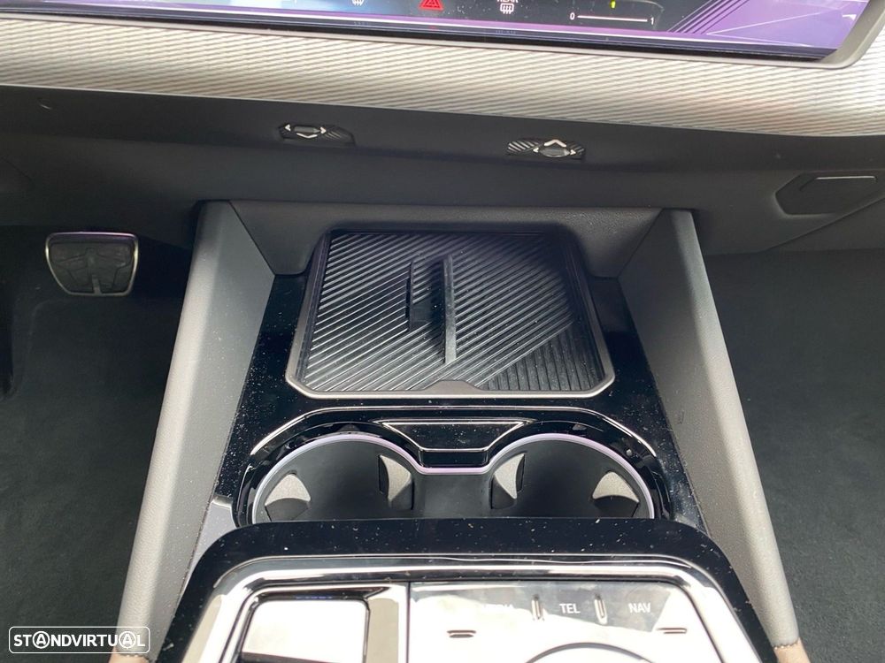 BMW i5 eDrive40 Pack Desportivo M - 14