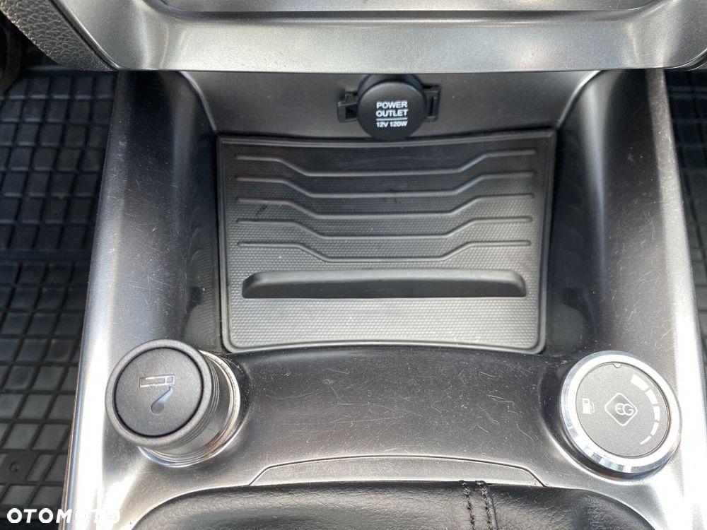 SsangYong/KGM Tivoli Grand - 29