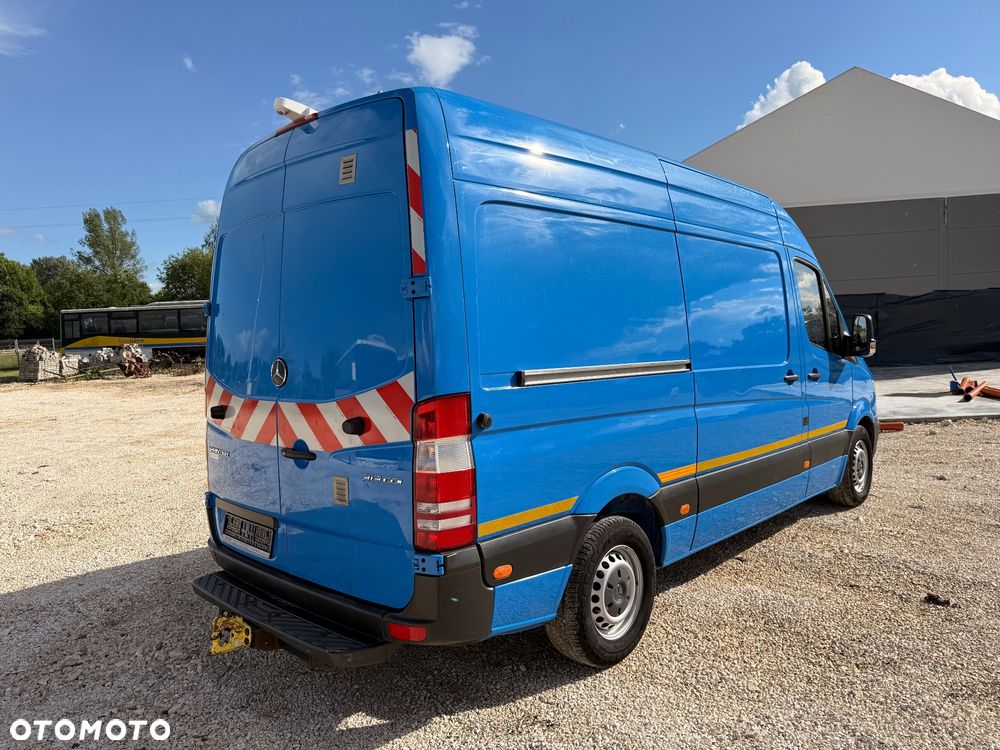 Mercedes-Benz Sprinter L2H2 - 3