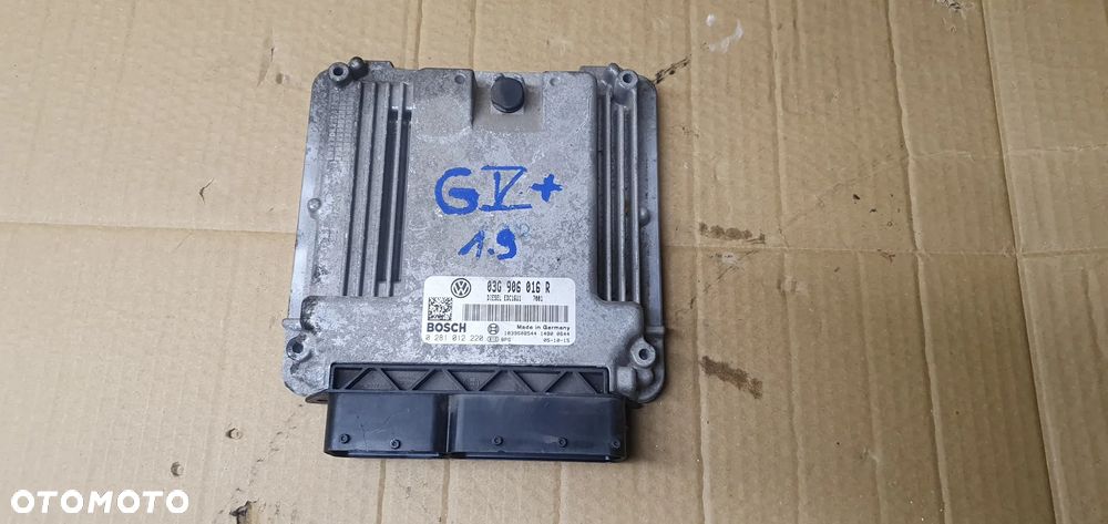 Sterownik komputer silnika VW Golf V Plus 1.9 TDI 03G906016R - 1