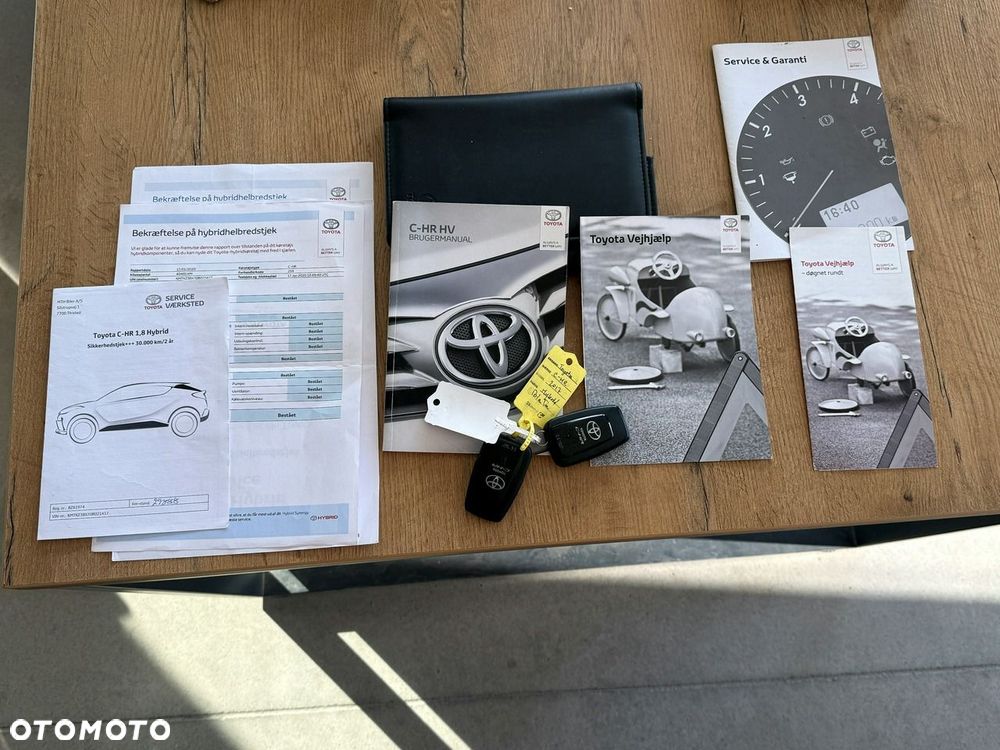 Toyota C-HR 1.8 Hybrid Executive - 10