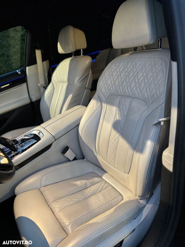 BMW Seria 7 - 10
