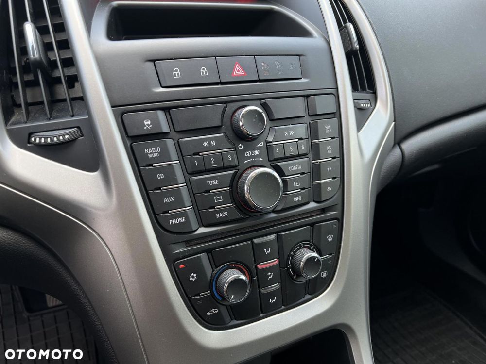 Opel Astra - 14