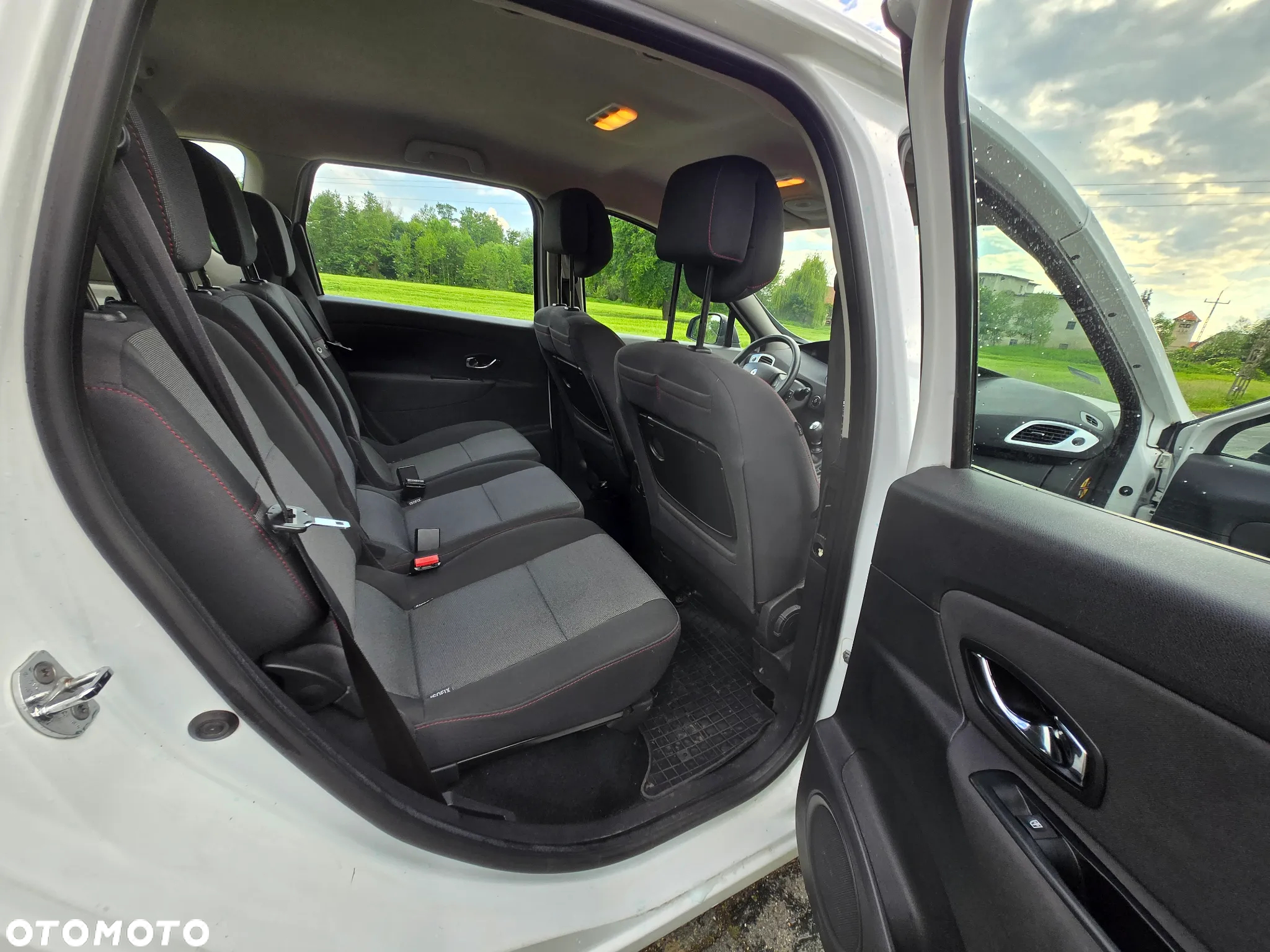 Renault Scenic 1.6 16V 110 Authentique - 18