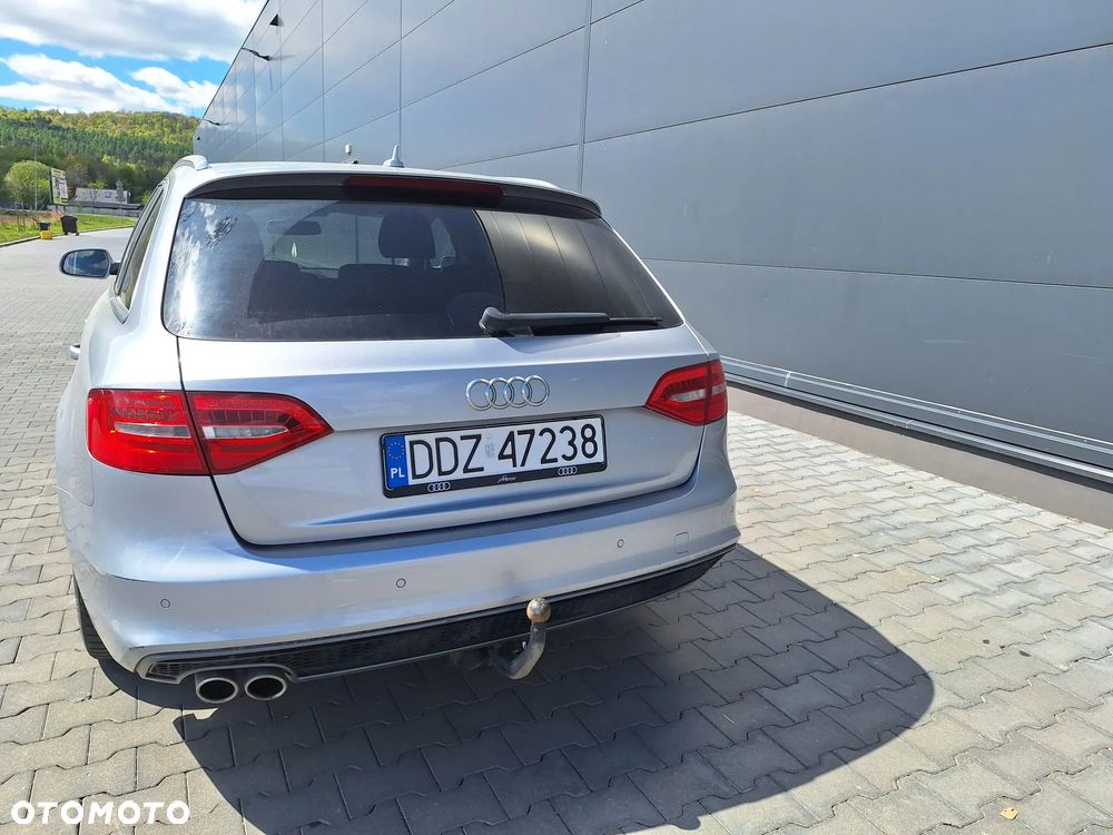 Audi A4 Avant 2.0 TDI Multitronic - 9