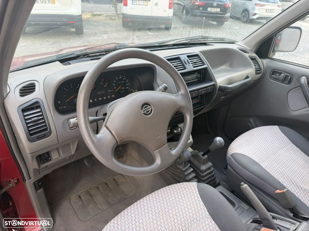 Nissan Terrano II 2.7 LX — fotografia 16