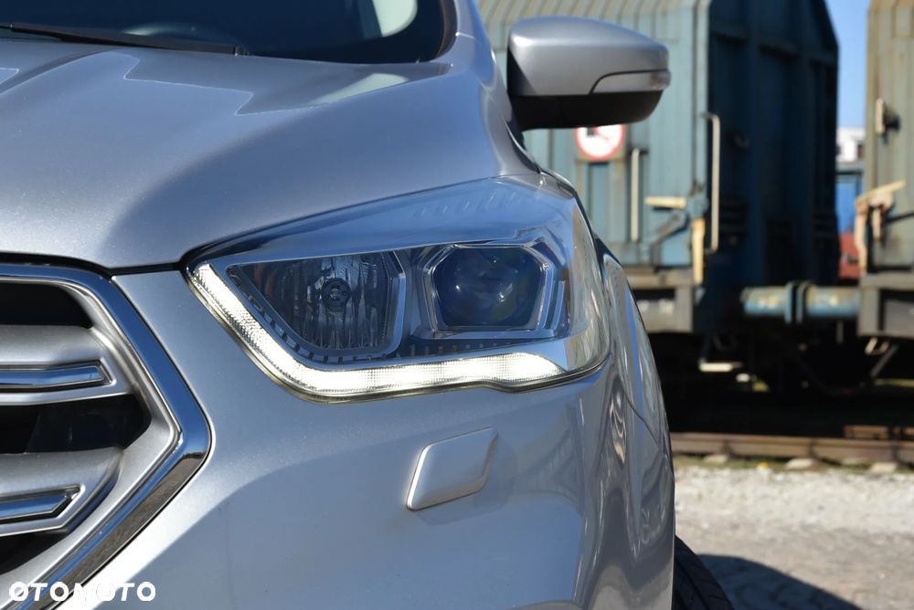 Ford Kuga 1.5 EcoBoost 4x4 Titanium - 29