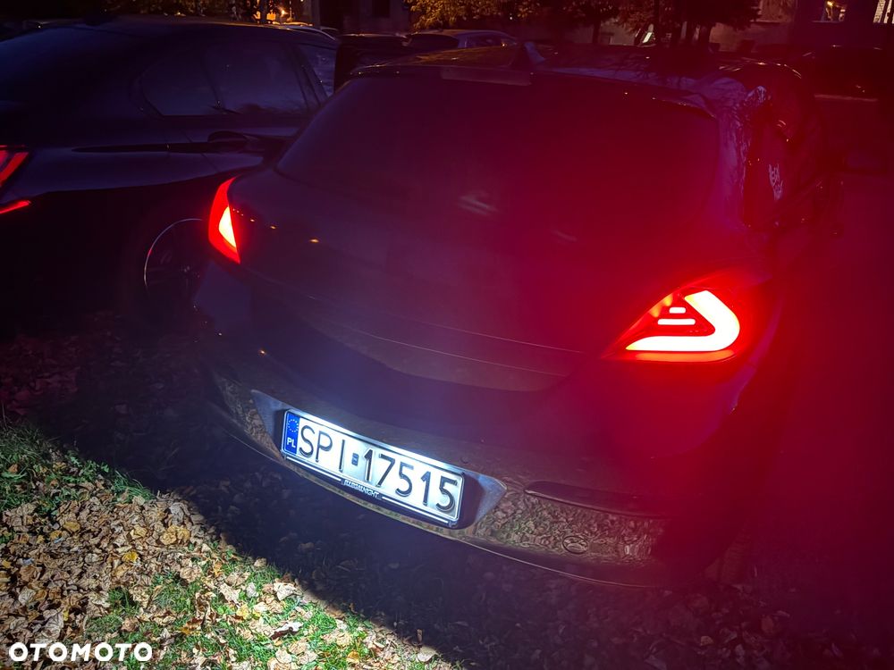 Opel Astra 1.8 Sport - 12