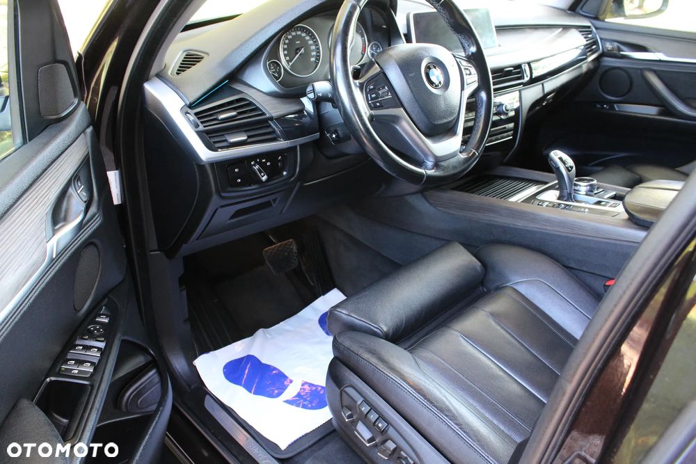 BMW X5 xDrive25d - 22