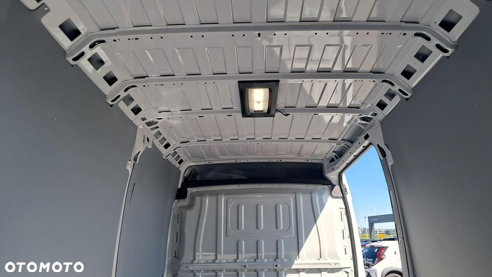 Toyota Proace MAX - 17