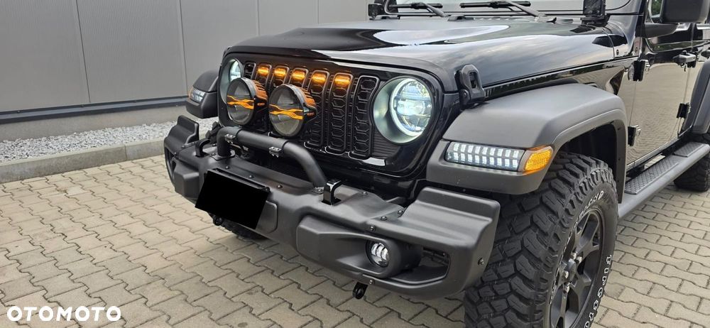 Jeep Wrangler - 11