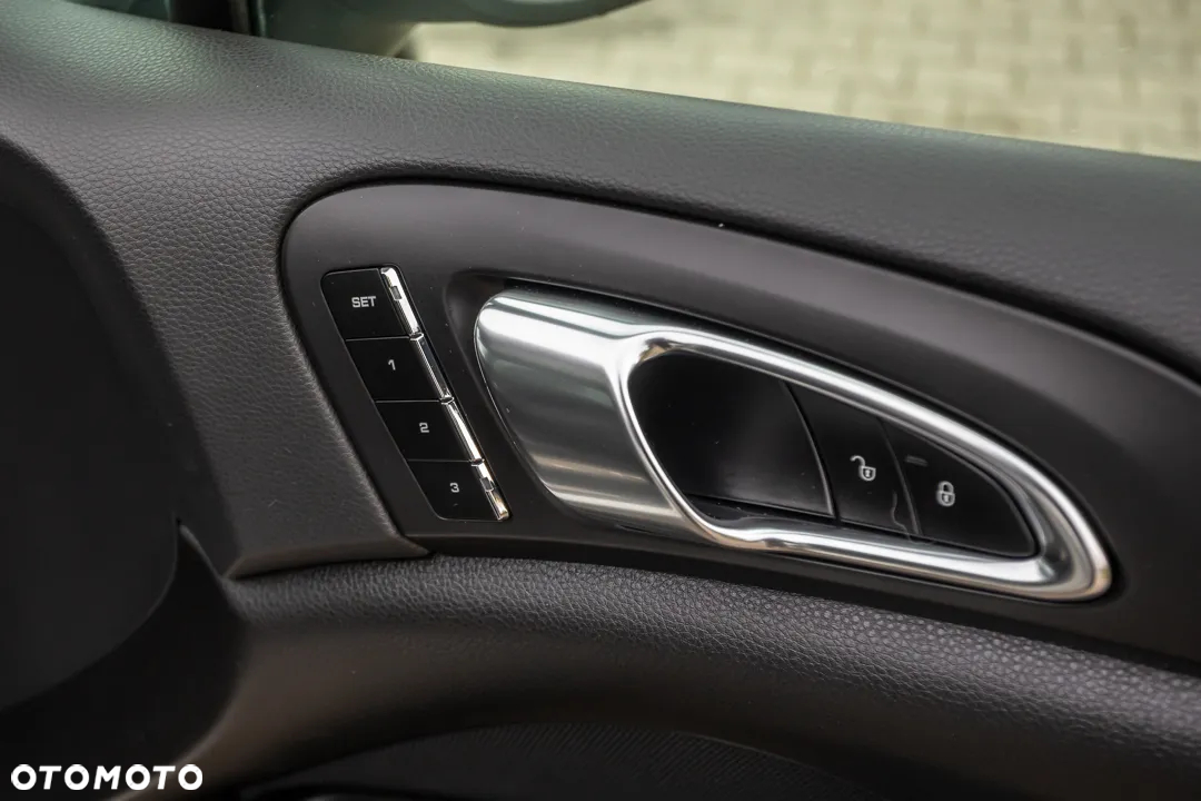 Porsche Cayenne S Diesel - 25