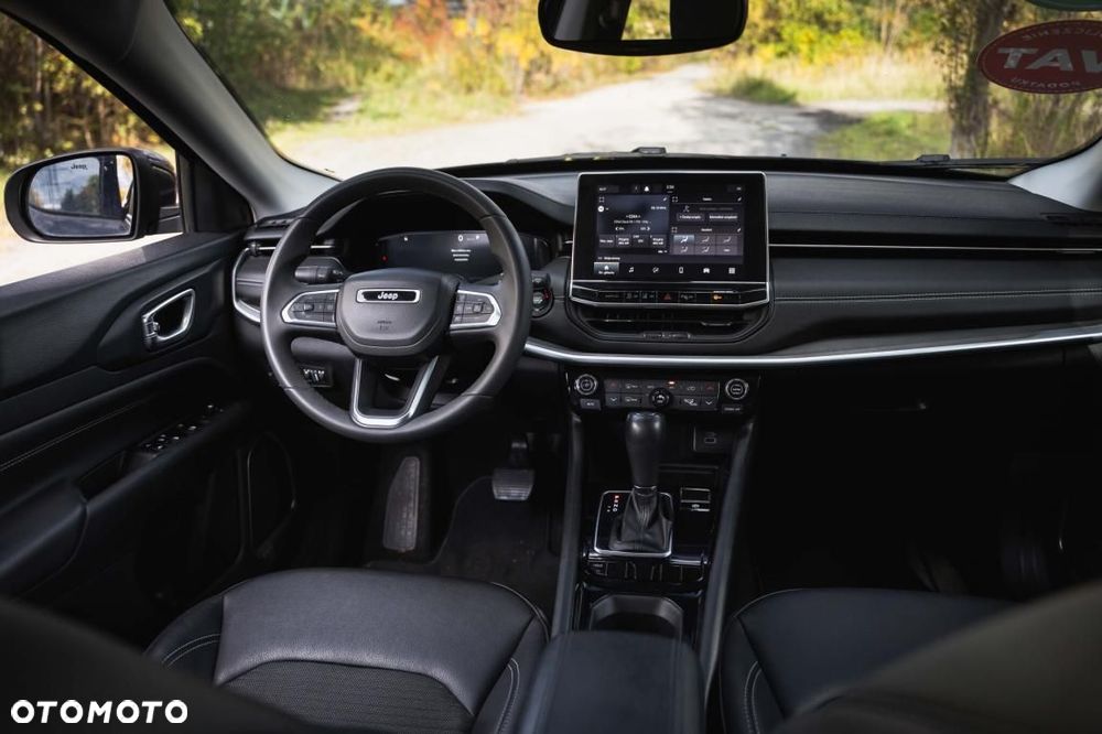 Jeep Compass - 4