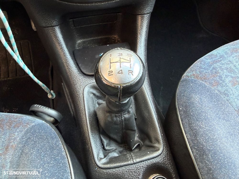 Peugeot 206 1.1 XR - 22