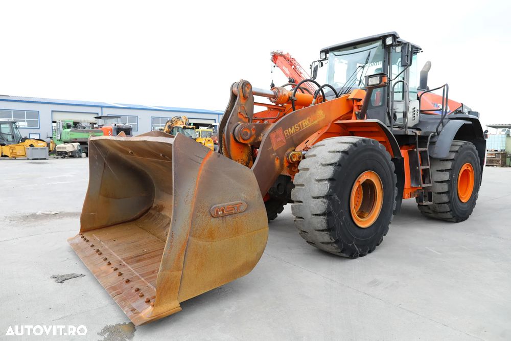 Hitachi ZW 310-6 - 8